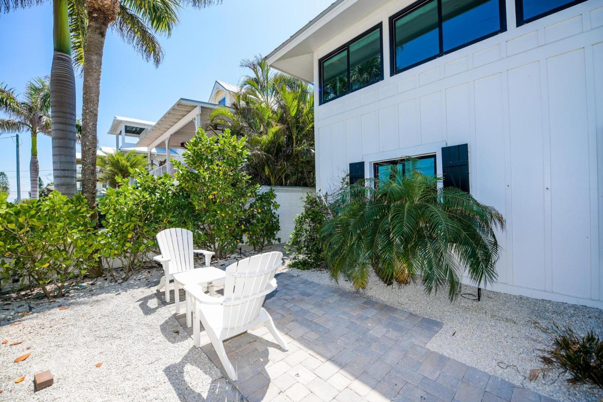 Blissful Bay At Bayside Bungalow Anna Maria Exterior photo
